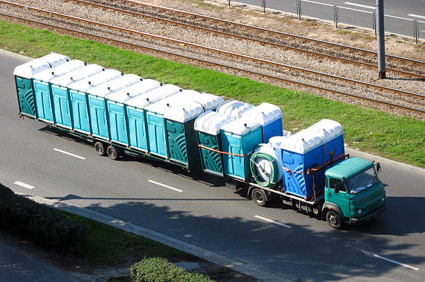 Best Affordable portable toilet rental  in Savoy, IL